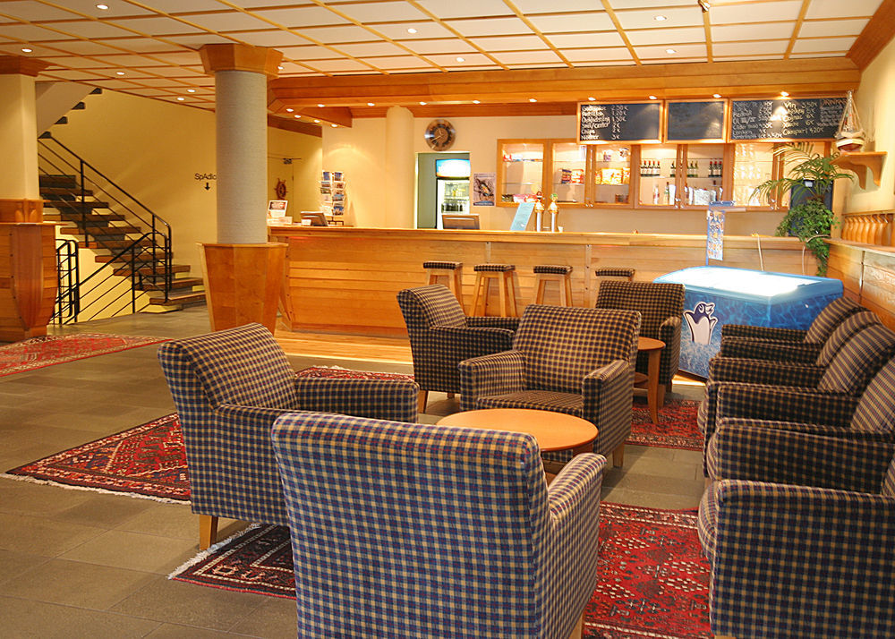 Hotel Adlon Mariehamn Exterior foto